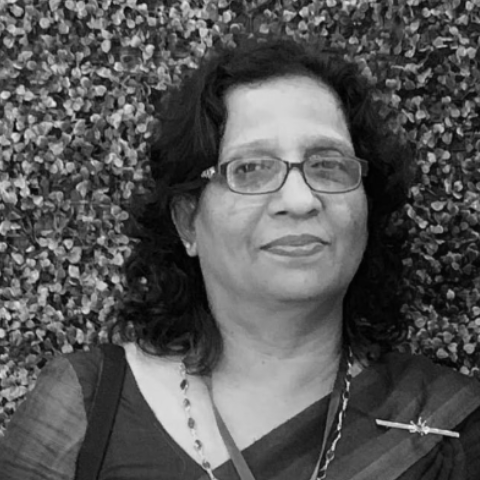 Dr Swarna Hapuarachchi<br />
(B.A.M.S., MD , Ph.D.)